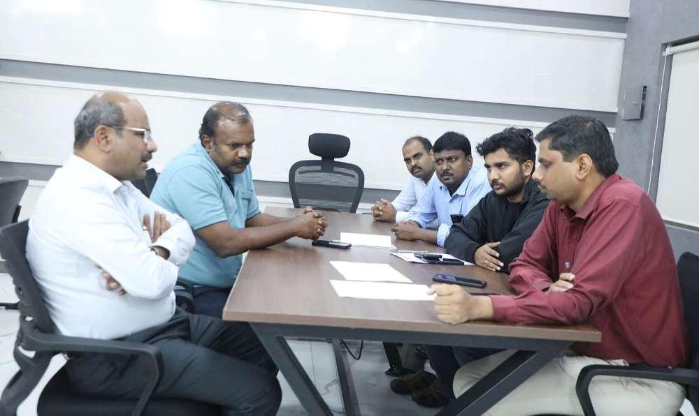 தூத்துக்குடி மாநகராட்சி பகுதியில் அனைத்து தரப்பு மக்களும் அச்சமின்றி வாழ்வதற்கு வழி வகை செய்யப்படும்- நகராட்சி நிா்வாக இயக்குநா் சிவராசு தகவல்