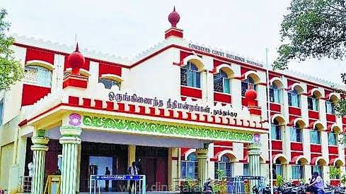 அரசு தரப்பு கருத்தினை ஏற்று 7 &frac12; ஆண்டுகளாக பூட்டப்பட்டிருந்த கோவிலை பொதுமக்கள் வழிபாட்டிற்கு திறந்திட தூத்துக்குடி நீதிமன்றம் உத்தரவு