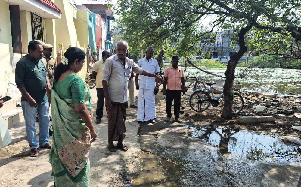 தூத்துக்குடி மாநகர பகுதியில் அமைச்சர் கீதாஜீவன் ஆய்வு மேற்கொண்டார்