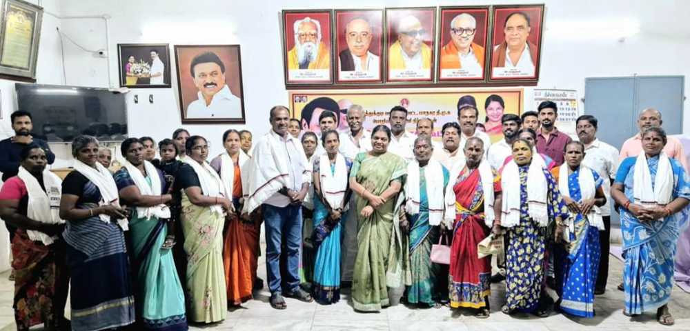 தூத்துக்குடி பிஜேபி-யினர் அமைச்சர் கீதாஜீவன் முன்னிலையில் திமுகவில் ஐக்கியம்